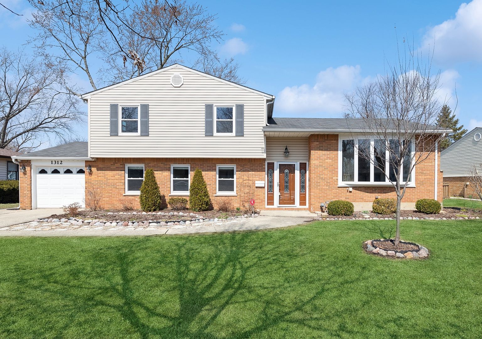 1312 E Joan Dr, Palatine, IL 60074 Zillow