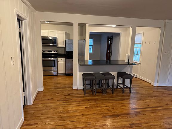 4th image of 6515 Wessex Ln