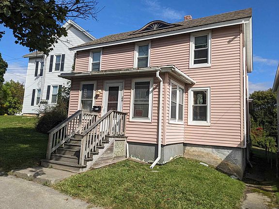 3rd image of 2 Jackson Ave & 94 South Main Street