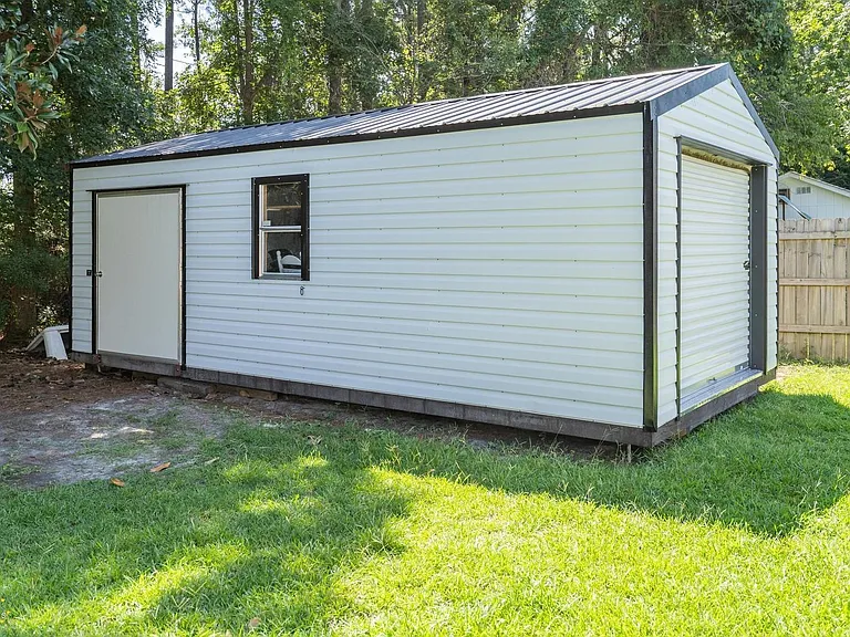 804 Cheryl Ln — Photo 24