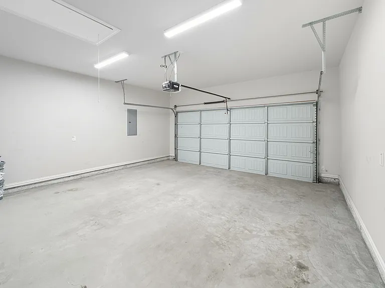 9525 Thorncrown Ln — Photo 27