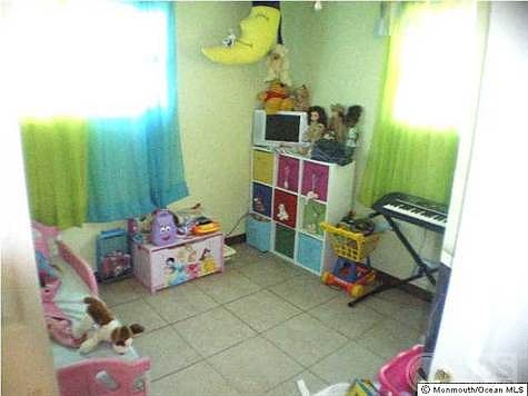 5th image of 25 Hummel Dr