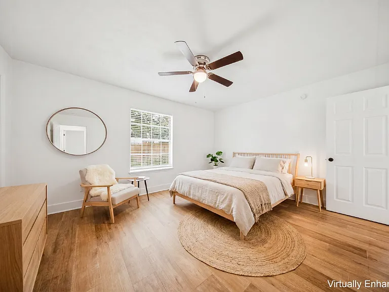 1560 Cinnamon Bear Cir — Photo 32