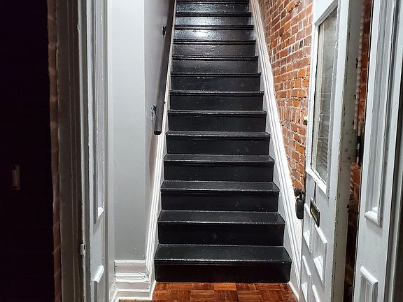 3rd image of 4026 Shaw Blvd Floor 2