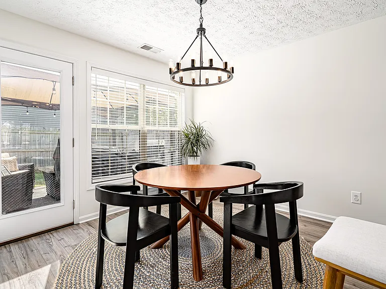 11009 Symington Cir — Photo 11