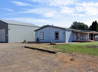 517 W 3rd St, Waitsburg, WA 99361
