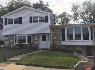 3812 Oakhill Rd, Philadelphia, PA 19154