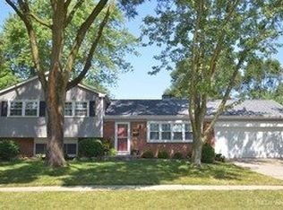 763 Dover Ct, Crystal Lake, IL 60014