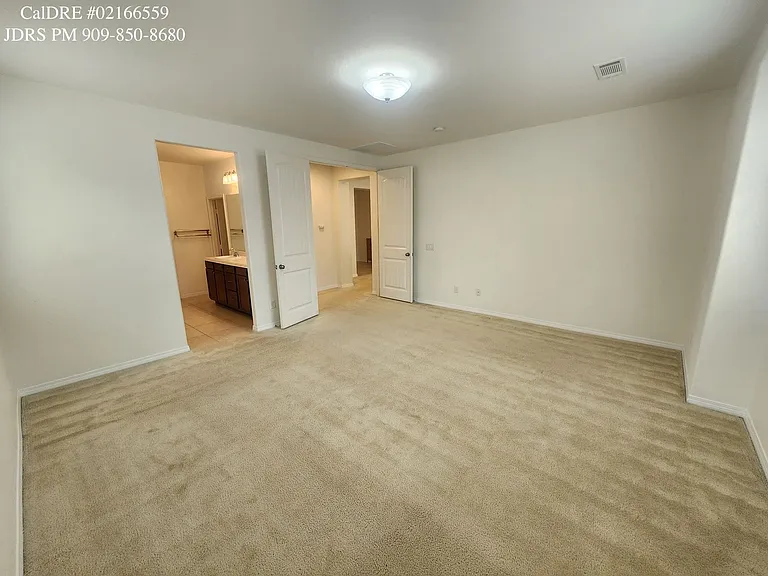13891 Huntervale Dr — Photo 10