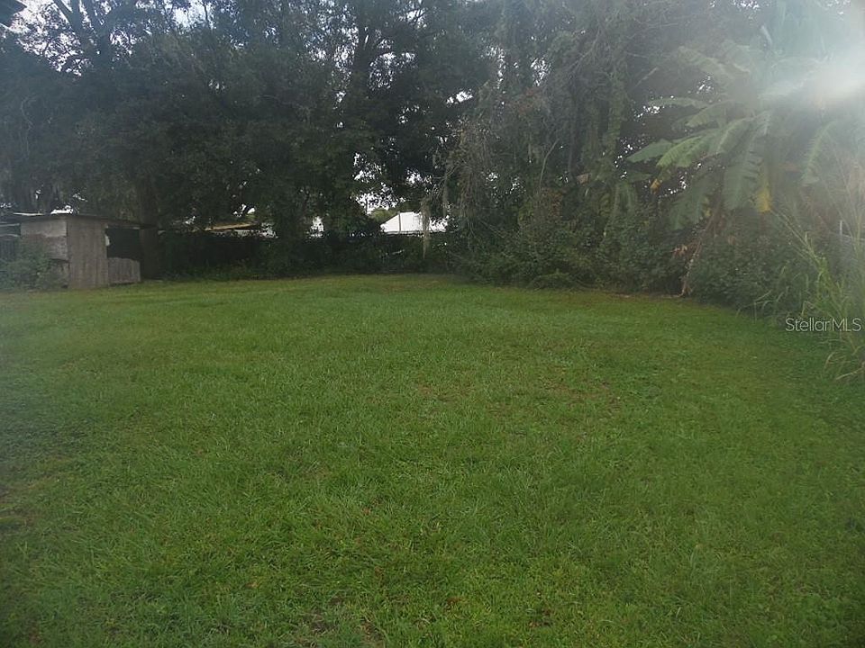 2nd image of 803 Waneta Ave