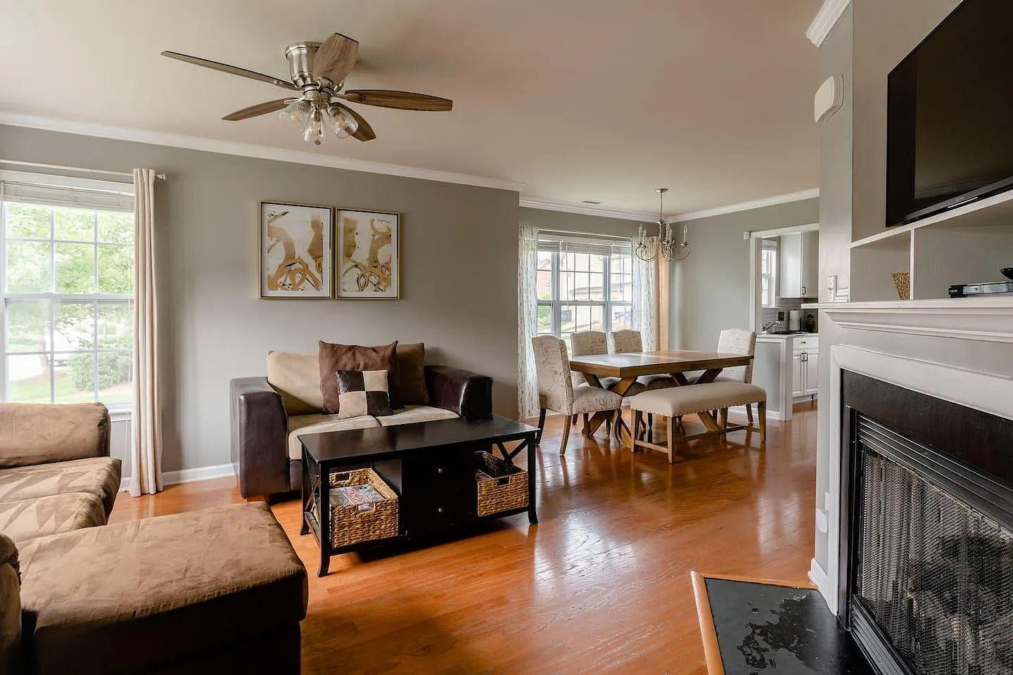2 bed, 2.5 bath, 1367 sqft, $3,000 — Photo 1