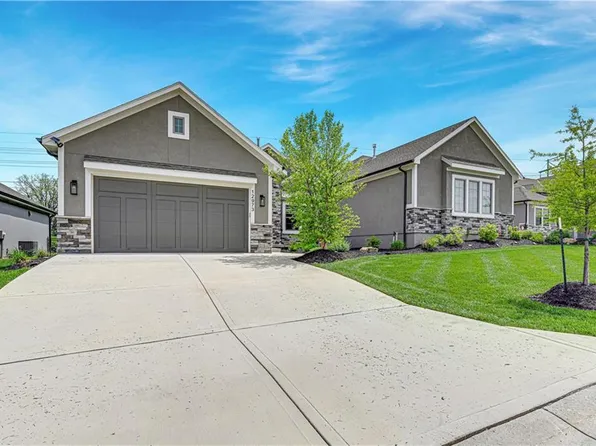 12973 S Alden St, Olathe, KS 66062