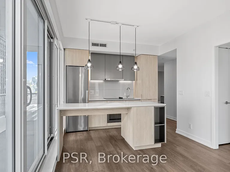 25 Ordnance St #908 — Photo 4