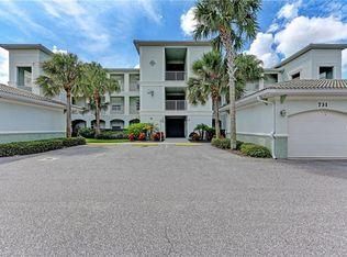 713 Gardens Edge Dr, Venice, FL 34285