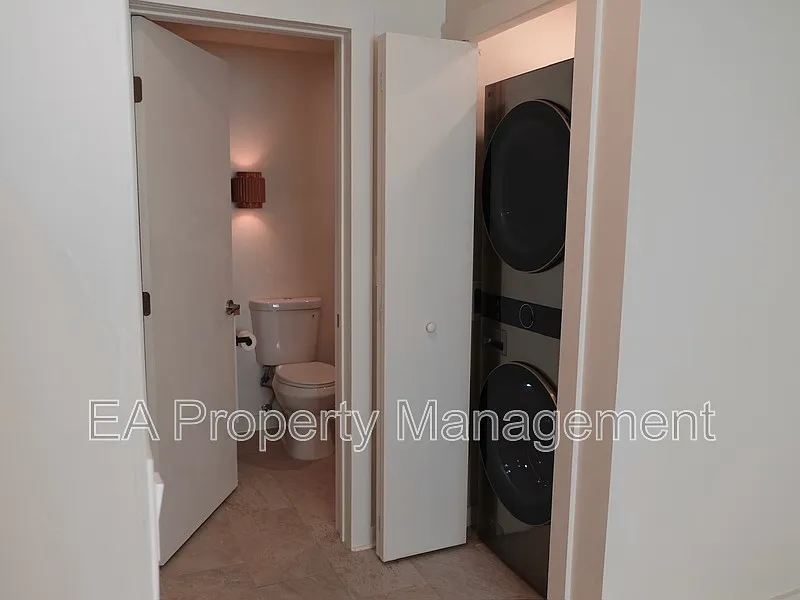 1 bed, 1.0 bath, 700 sqft, $1,375 — Photo 4