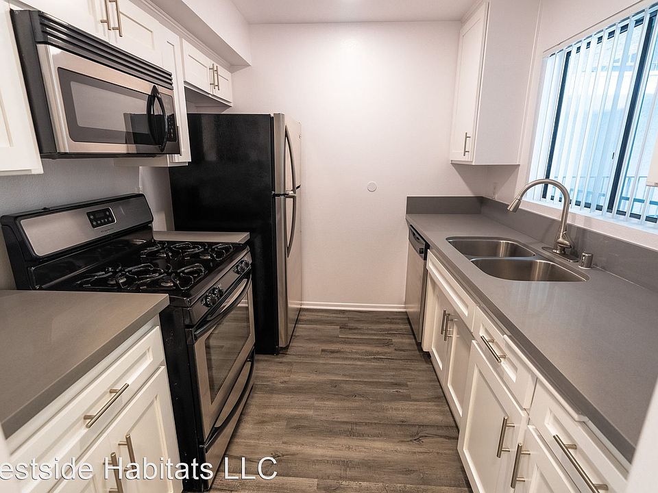 1st image of 1222 Amherst Ave APT 303