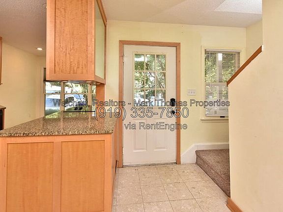 2nd image of 102 Mallard Ct