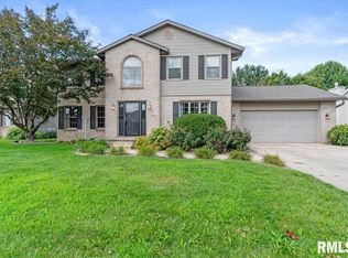 2105 Burgess Dr, Springfield, IL 62711
