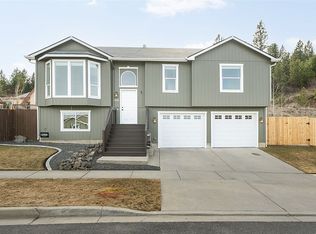 18114 E Crescent Ct, Greenacres, WA 99016