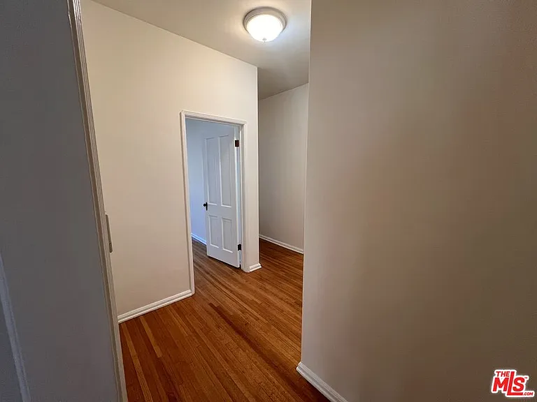 1248 S La Jolla Ave — Photo 16