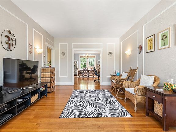 5th image of 99 Perry St APT 6