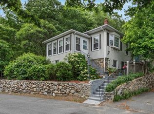 7 Upland Rd, Lynn, MA 01902