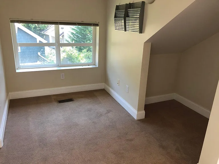 3107 E Madison St #B — Photo 11