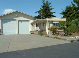 97951 Lucas Ln, Brookings, OR 97415