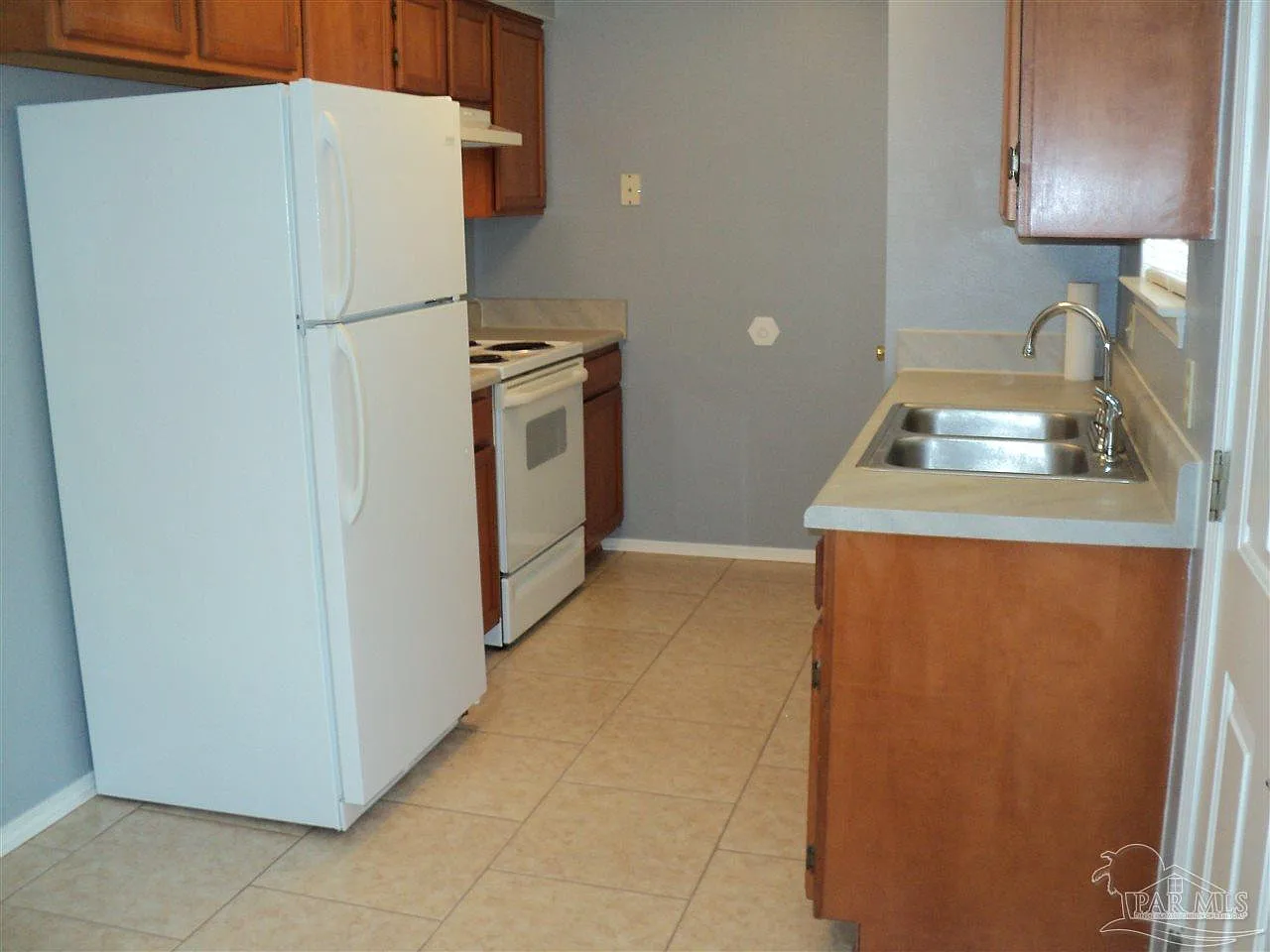 3 bed, 1068 sqft, $1,425 — Photo 4
