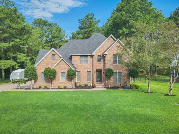 16 Greenwood Pl, Paducah, KY 42003
