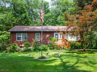 1 Edwards Dr, Branchville, NJ 07826