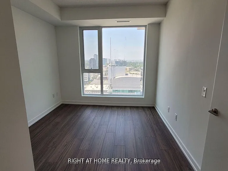 55-1801 Duke St W #55 — Photo 8