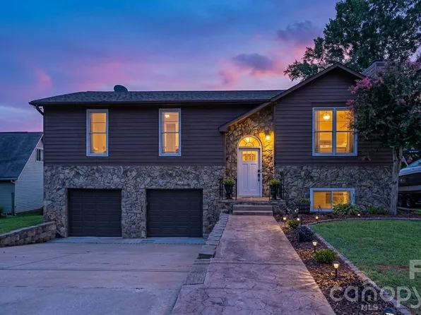 21416 Verano Pl, Cornelius, NC 28031