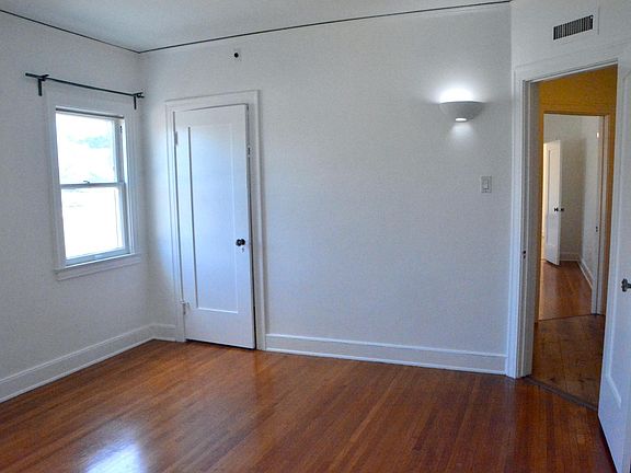3rd image of 535 N Windsor Blvd #535