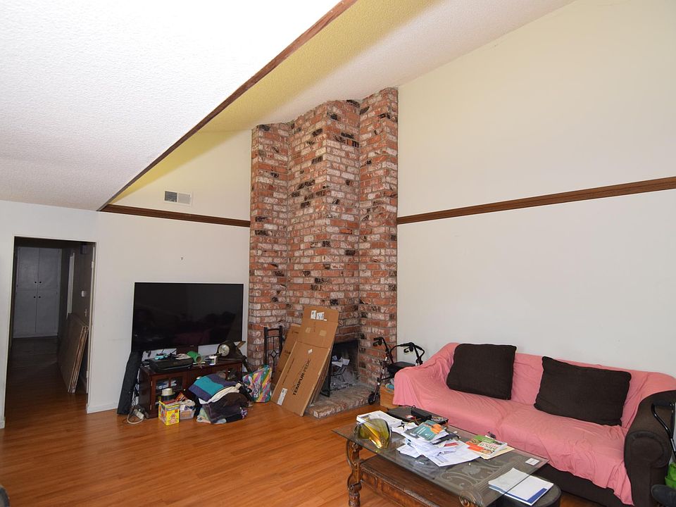 1st image of 963 Palmer Ave