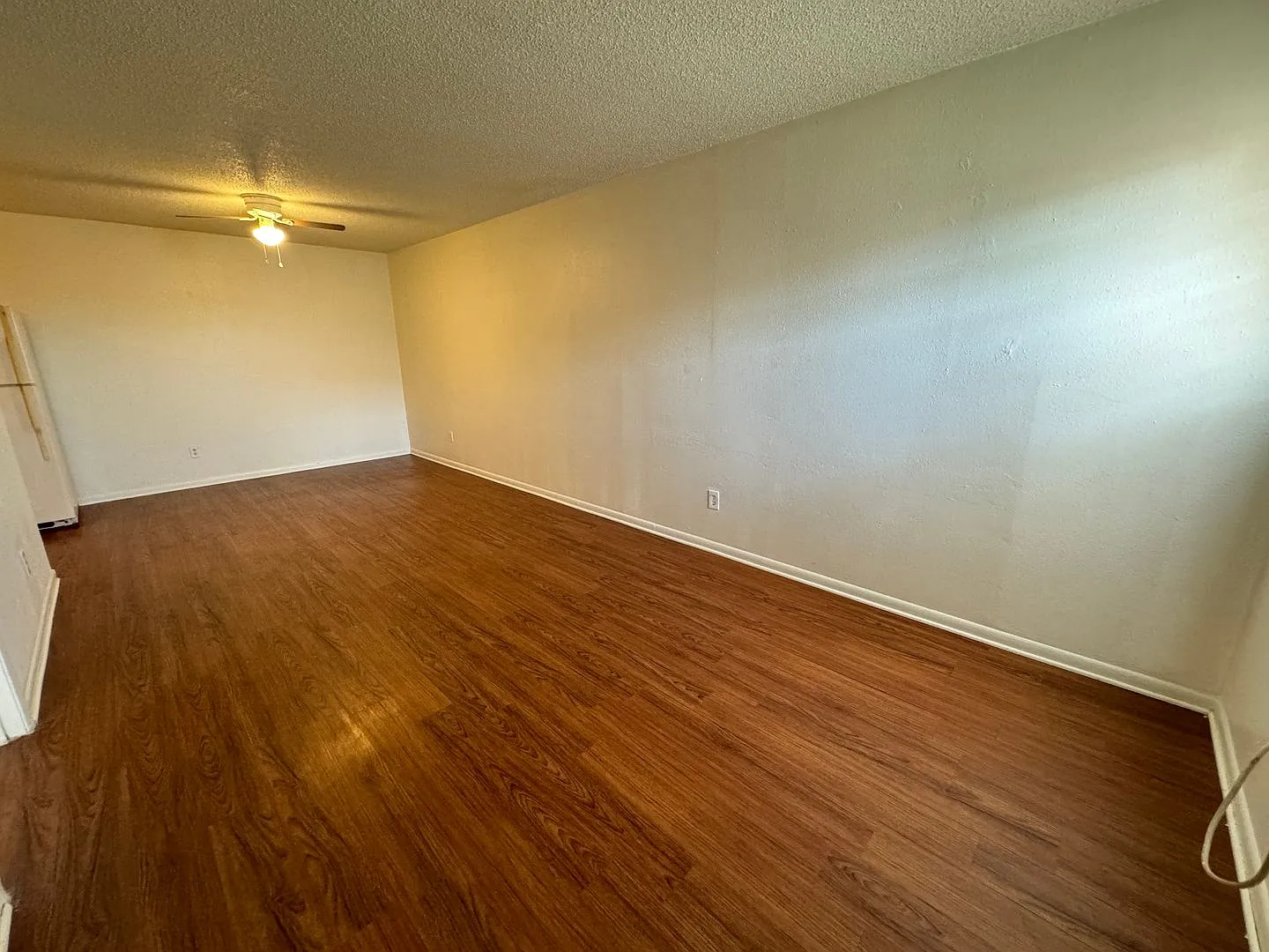 505 Sunset Ln — Photo 3