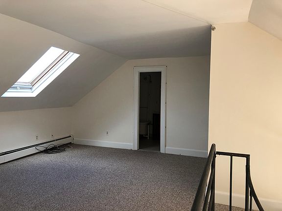 5th image of 339 Alden Ave APT 13