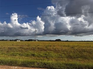 490 Angus Trl, Angleton, TX 77515