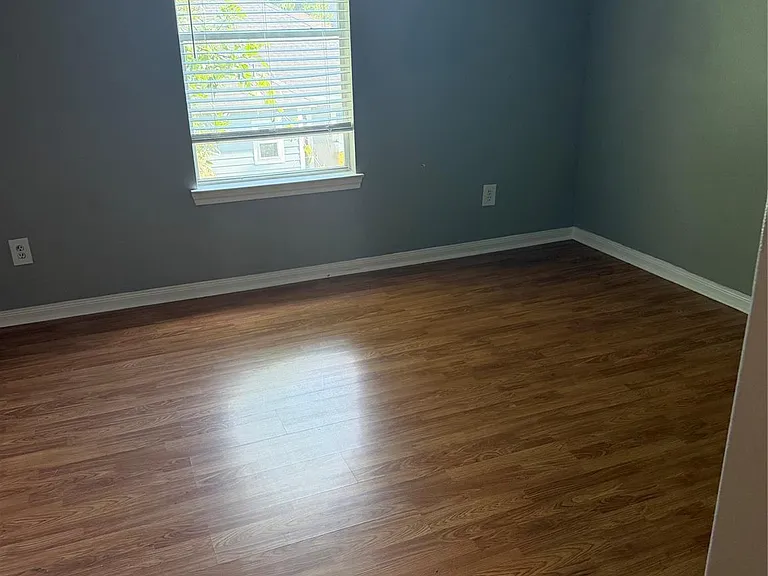 3922 Davenport St #A — Photo 11