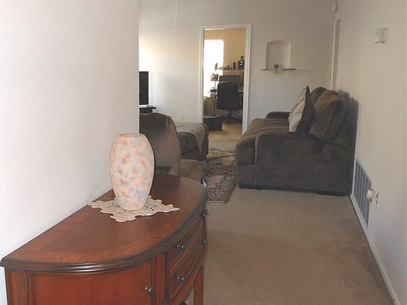 5th image of 7440 Arbor Hill Dr