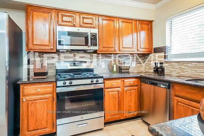 6330 Dellfern Dr — Photo 2
