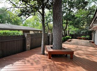12056 Mighty Oak Dr #A, Houston, TX 77066
