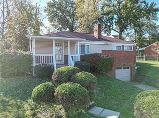 6512 Ventura Dr, Pittsburgh, PA 15236