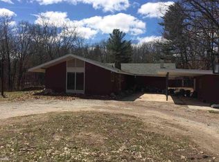 1610 S Bartlett Rd, Saint Clair, MI 48079