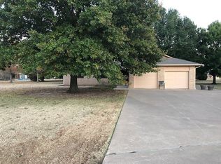 97 Maple Rd, Pryor, OK 74361