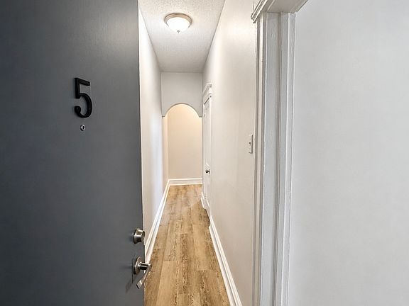 3rd image of 3905 Ventnor Ave APT 5