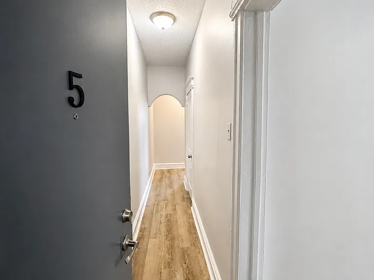 3905 Ventnor Ave #5 — Photo 3