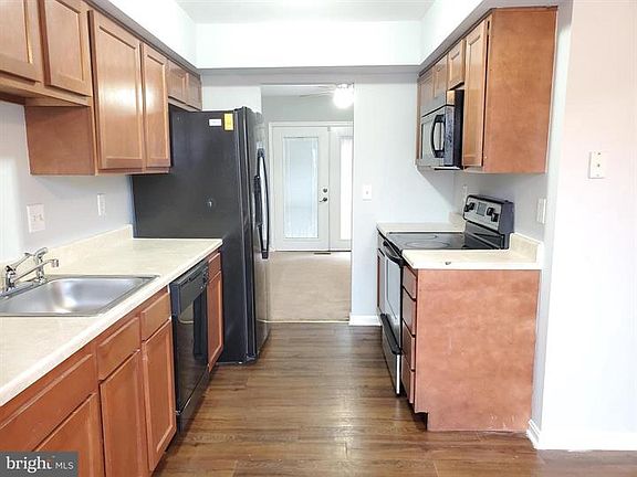 3rd image of 3769 Stepping Stone Ln