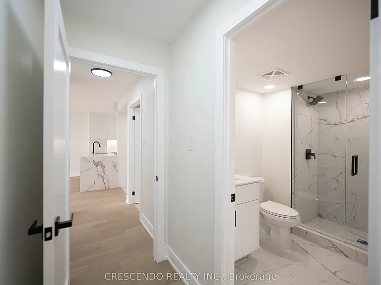50 Eglinton Ave W #1006 — Photo 12
