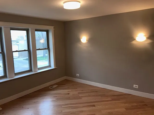 Building Photo - 2449 W Ardmore Ave #1